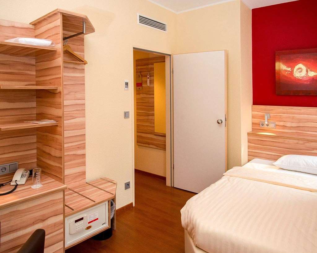 Quality Hotel, Star Inn Premium Bremen Bilik gambar